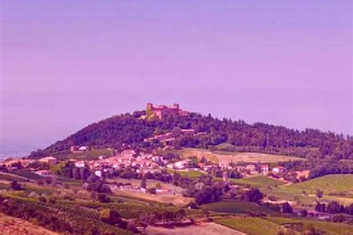 Sage, 23 — Escort in Montalto Pavese, Italy