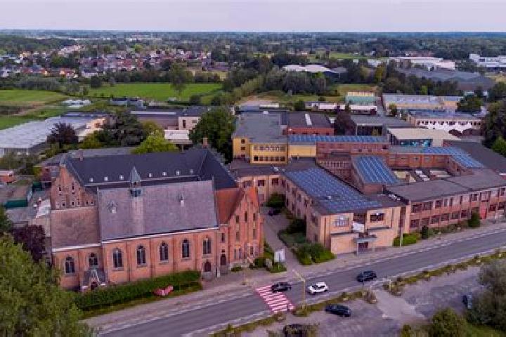 Sage, 23 — Escort in Sint-Niklaas, Belgium