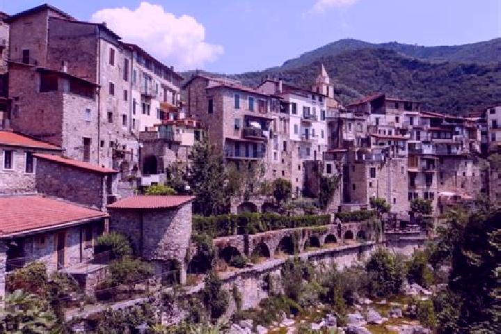 Sage, 23 — Escort in Tiglieto, Italy
