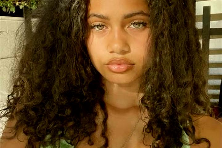Sage, 24, a black green-eyed mixed companion based in Fellering. Offering Duos, GFE, Party Girl, Fetish, Girlfriend Experience. Available for incall and outc...