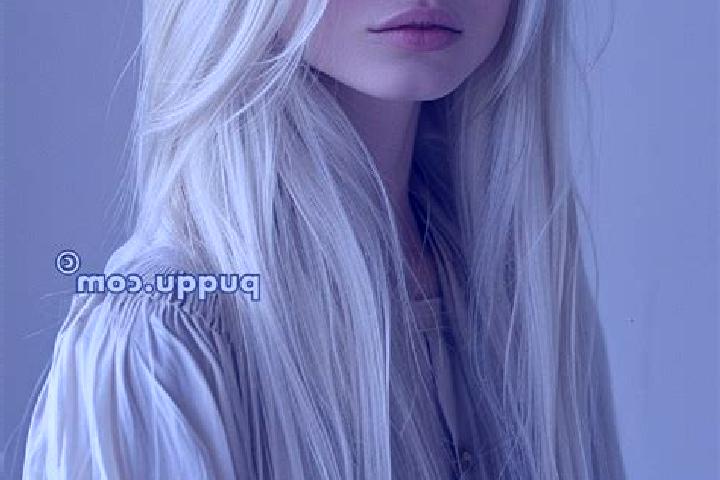 Sage, 24, a platinum blonde hazel-eyed latina companion based in Alexandroupoli. Offering Tantra, OWO, Fetish. Available for incall and outcall, overnight bo...