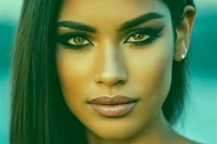 Sage, 24, a red dark-eyed latina companion based in Quebriac. Offering Tantra, Deep French Kissing, A-Level, Domination. Available for incall and outcall, da...