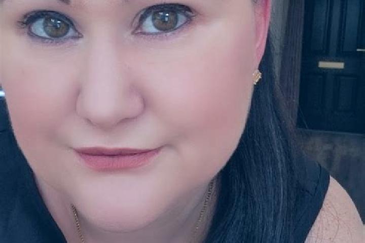 Sage, 24 — Escort in Athgarvan, Ireland