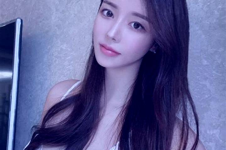 Sage, 24 — Escort in Gusang, China