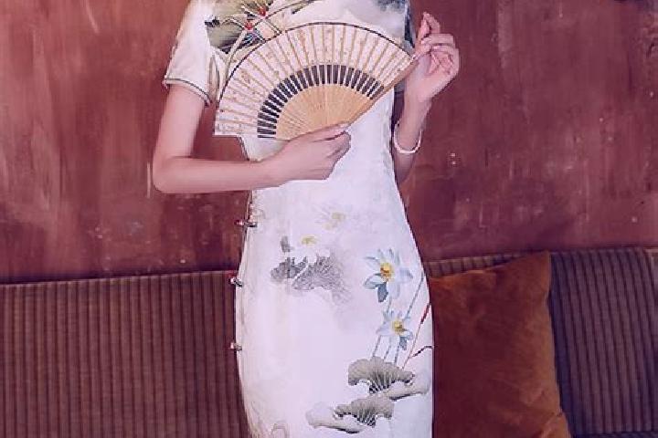 Sage, 24 — Escort in Qiqihar, China