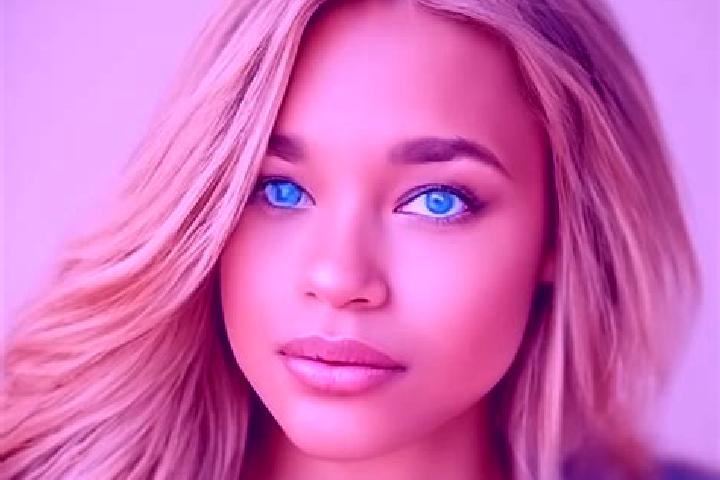 Sage, 25, a blonde blue-eyed latina companion based in El Mochito. Offering Fetish, Dinner Date, BDSM, OWO, Girlfriend Experience. Available for incall and o...