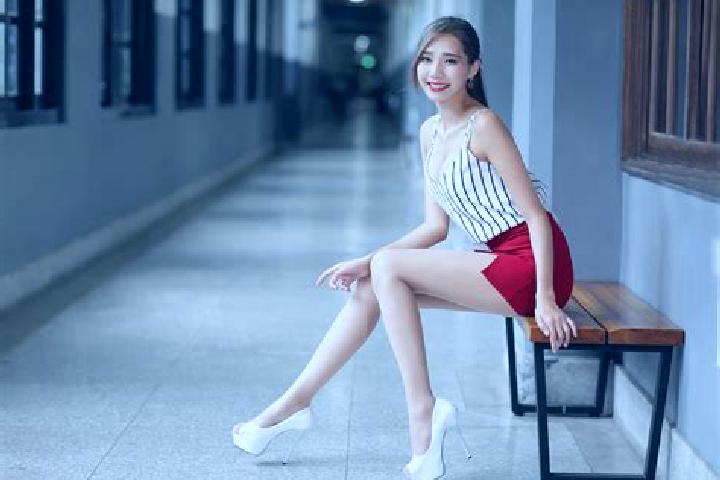 Sage, 25, a red dark-eyed asian companion based in Acushnet. Offering Couples, Travel Companion, Party Girl, BDSM. Available for incall and outcall, day and ...