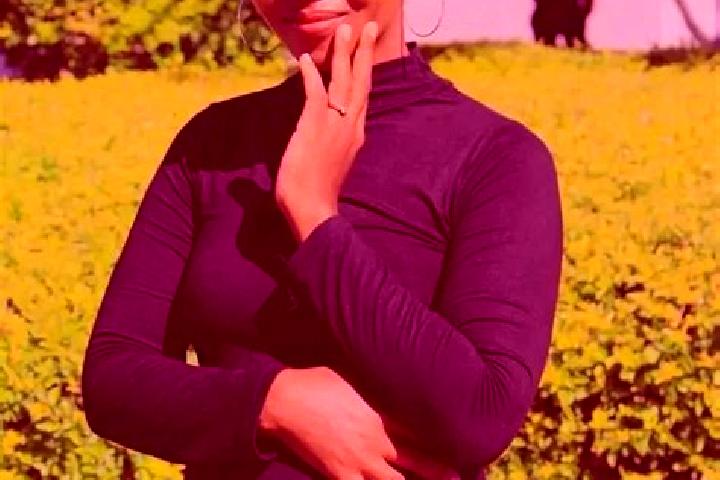 Sage, 25 — Escort in Chadibe, Botswana