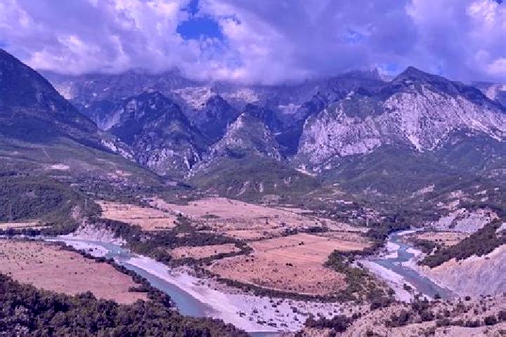 Sage, 25 — Escort in Kardhiq, Albania