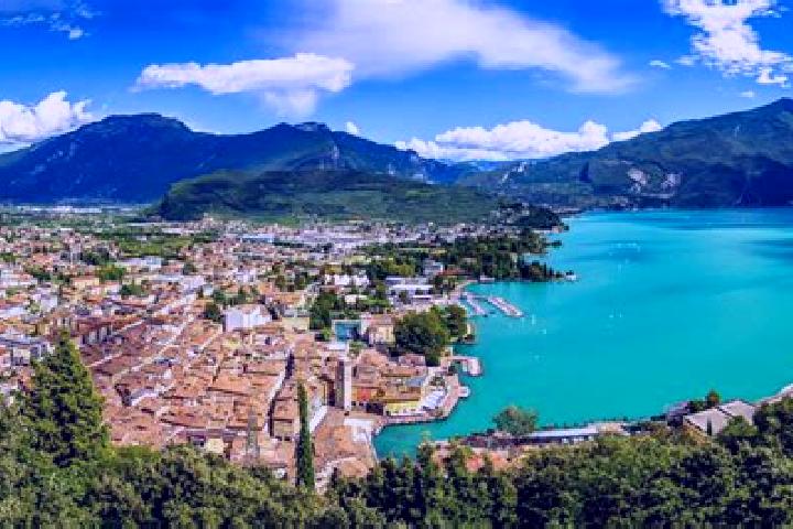 Sage, 25 — Escort in Salasco, Italy