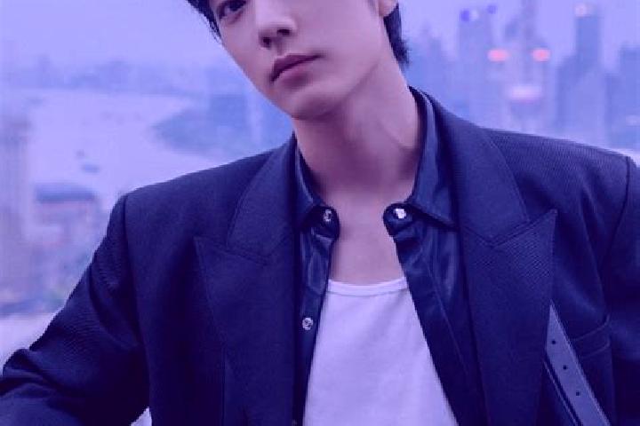 Sage, 25 — Escort in Xiaozhan, China