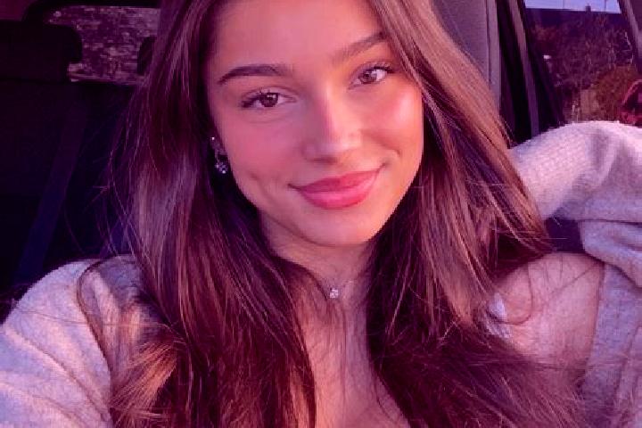 Sage, 26, a brunette blue-eyed european companion based in Talcher. Offering GFE, Overnight, Party Girl, Girlfriend Experience. Available for incall and outc...
