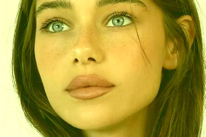 Sage, 26, a brunette brown-eyed caribbean companion based in Las Huertas. Offering Dinner Date, GFE, Fetish, Erotic Massage. Available for incall and outcall...