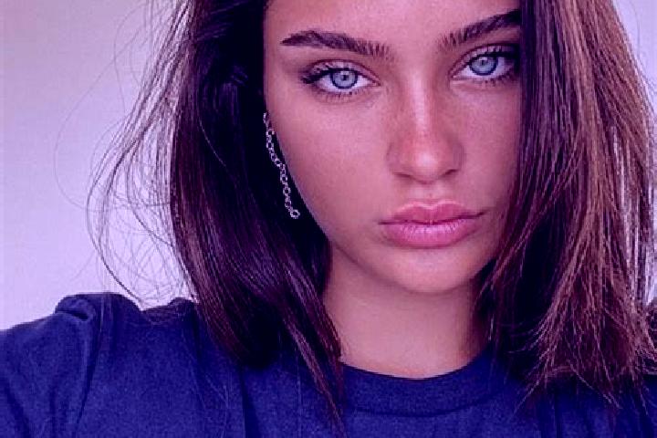 Sage, 26, a brunette dark-eyed european companion based in Atienza. Offering Domination, Duos, Massage, Roleplay. Available for incall and outcall, overnight...