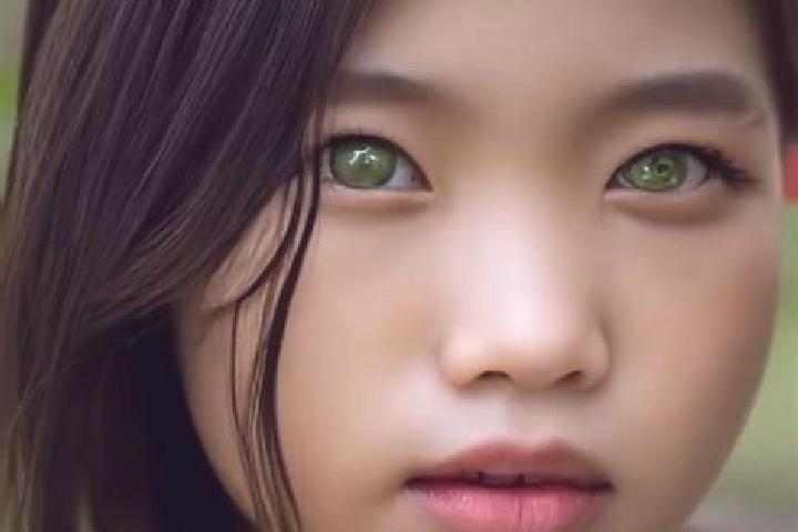 Sage, 26, a brunette green-eyed asian companion based in Arak. Offering Tantra, Deep French Kissing, Striptease. Available for incall and outcall, day and ev...