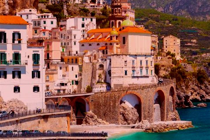 Sage, 26 — Escort in Carrozziere, Italy