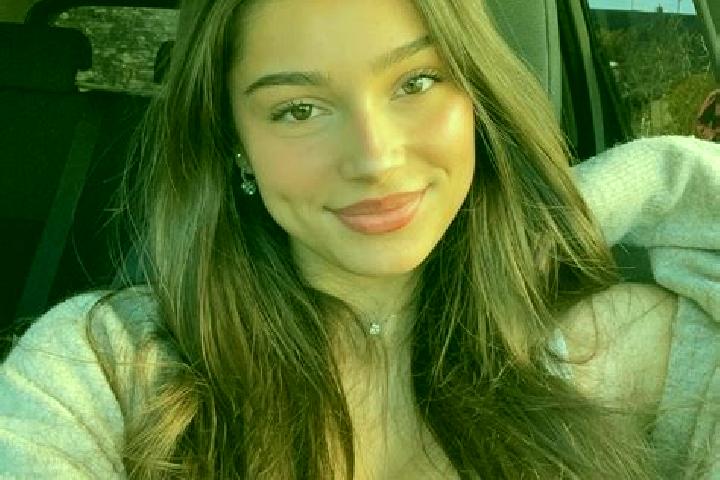 Sage, 27, a brunette blue-eyed mediterranean companion based in Rydboholm. Offering Tantra, Travel Companion, OWO, BDSM, Party Girl. Available for incall and...