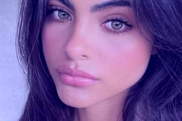 Sage, 27, a brunette green-eyed caucasian companion based in Cotu Vaii. Offering CIM, Prostate Massage, Fetish, OWO. Available for incall and outcall, overni...