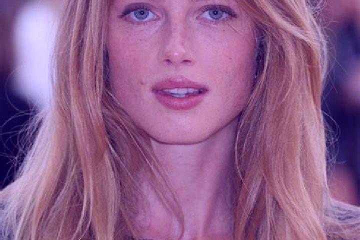 Sage, 27, a dark blonde blue-eyed middle eastern companion based in Meix-le-Tige. Offering Tantra, Dinner Date, GFE. Available for incall and outcall, day an...