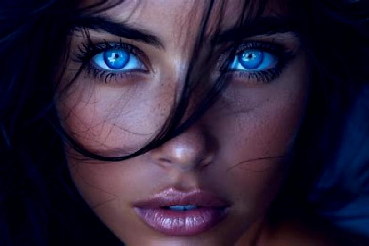 Sage, 28, a chestnut blue-eyed middle eastern companion based in Koliri. Offering Massage, Duos, Striptease. Available for incall and outcall, overnight book...