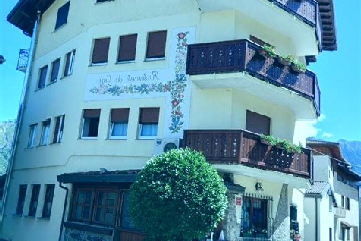Sage, 28 — Escort in Crandola Valsassina, Italy