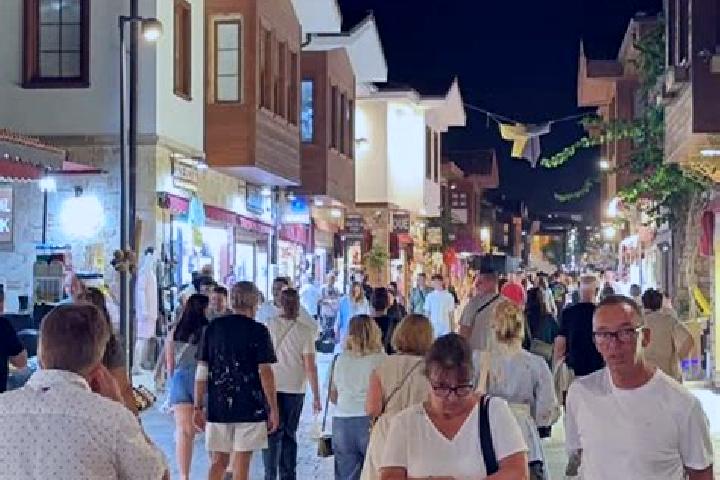 Sage, 28 — Escort in Hisarkoey, Turkey