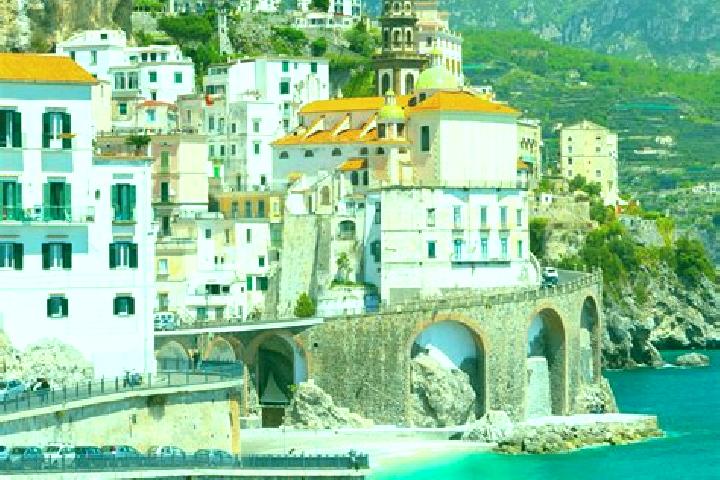 Sage, 28 — Escort in Nus, Italy