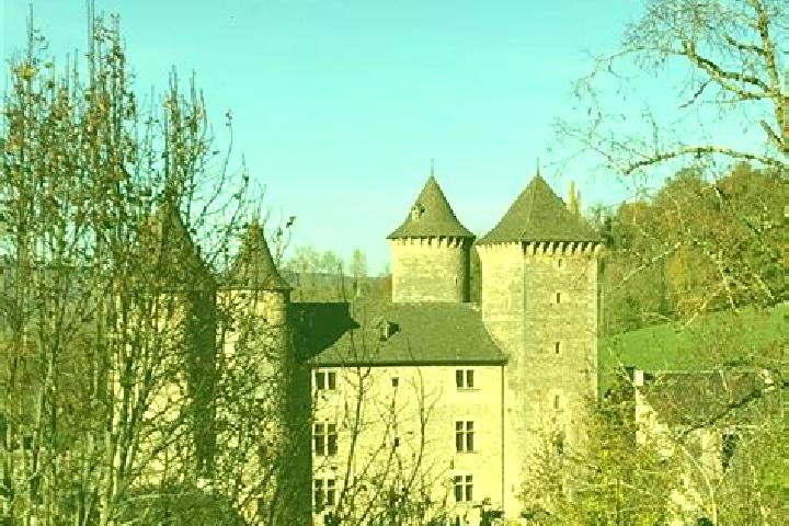 Sage, 28 — Escort in Saint-Saturnin-sur-Loire, France