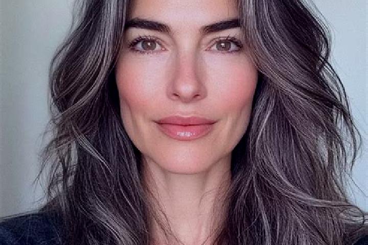 Sage, 29, a brunette grey-eyed mixed companion based in Irchonwelz. Offering GFE, Deep French Kissing, Girlfriend Experience, 69. Available for incall and ou...