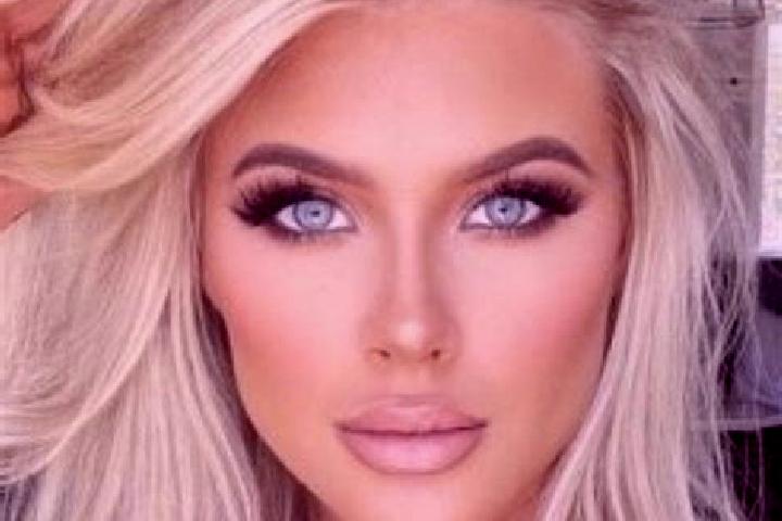 Sage, 29, a platinum blonde green-eyed middle eastern companion based in Sagu. Offering Dinner Date, Party Girl, Domination, Overnight. Available for incall ...