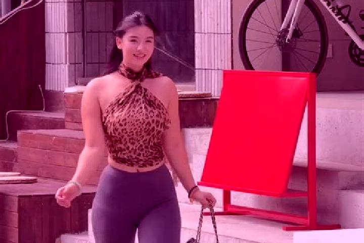 Sage, 29 — Escort in Debao, China