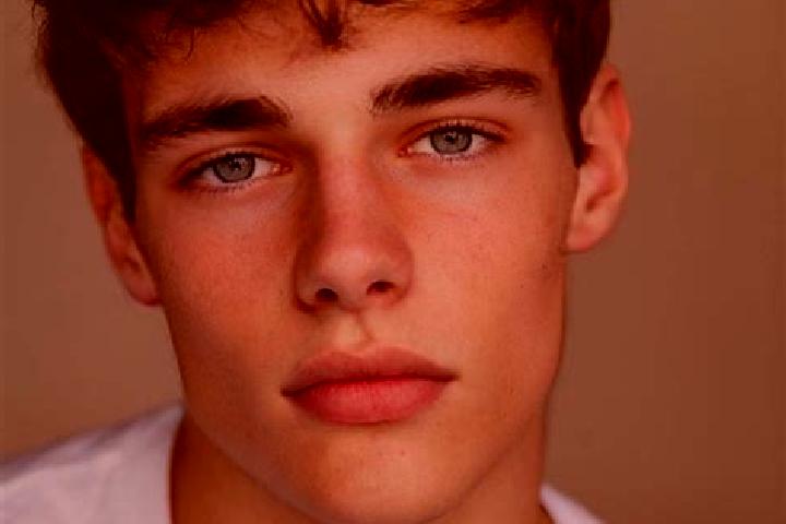 Sage, 30, a black brown-eyed caucasian companion based in Wienersdorf. Offering Tantra, Dinner Date, Domination. Available for incall and outcall, day and ev...