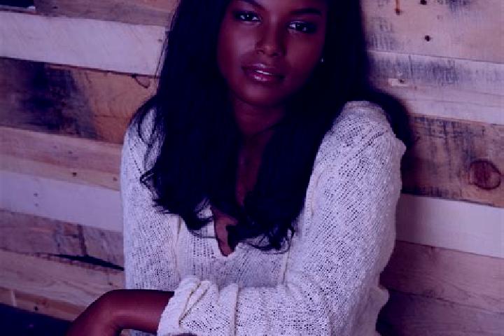 Sage, 30, a chestnut dark-eyed ebony companion based in Pasirgeulis. Offering Deep French Kissing, Duos, Erotic Massage, Party Girl. Available for incall and...