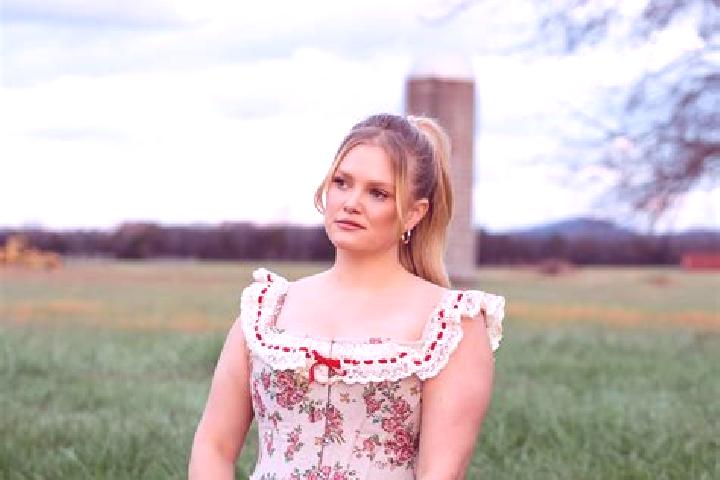 Sage, 30 — Escort in Shueyville, United States
