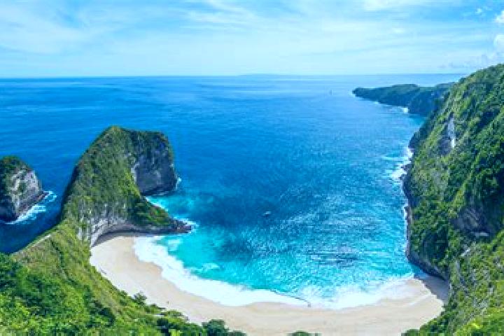 Sage, 30 — Escort in Waren, Indonesia
