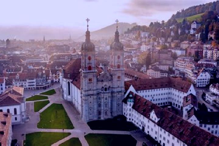 Sage, 31 — Escort in Altenmarkt bei Sankt Gallen, Austria