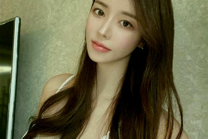 Sage, 31 — Escort in Kyinzhi, China