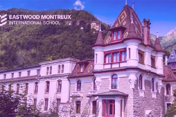 Sage, 32 — Escort in Montreux-Chateau, France