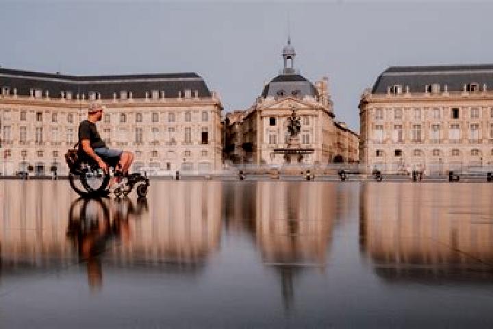 Sage, 32 — Escort in Tressignaux, France