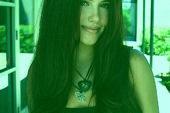 Sage, 33, a auburn dark-eyed slavic companion based in Dashwood. Offering OWO, A-Level, Duos. Available for incall and outcall, overnight bookings available.