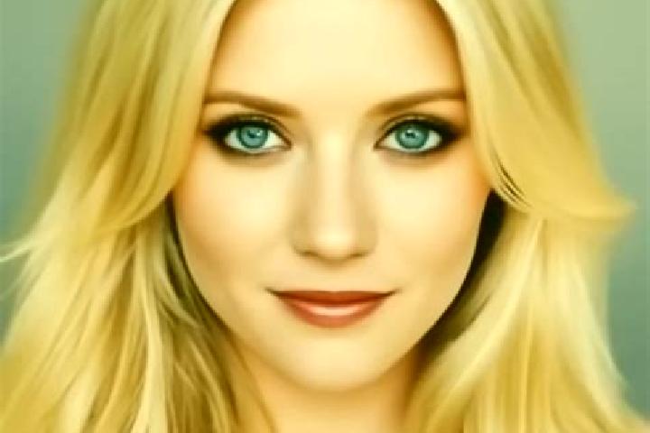 Sage, 33, a blonde amber-eyed indian companion based in Hehalom. Offering 69, CIM, BDSM, Tantra. Available for incall and outcall, overnight bookings available.