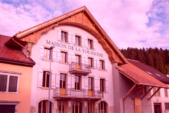 Sage, 33 — Escort in Les Ponts-de-Martel, Switzerland