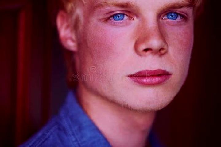 Sage, 34, a blonde blue-eyed caribbean companion based in Niederstriegis. Offering Domination, Tantra, Fetish. Available for incall and outcall, day and even...