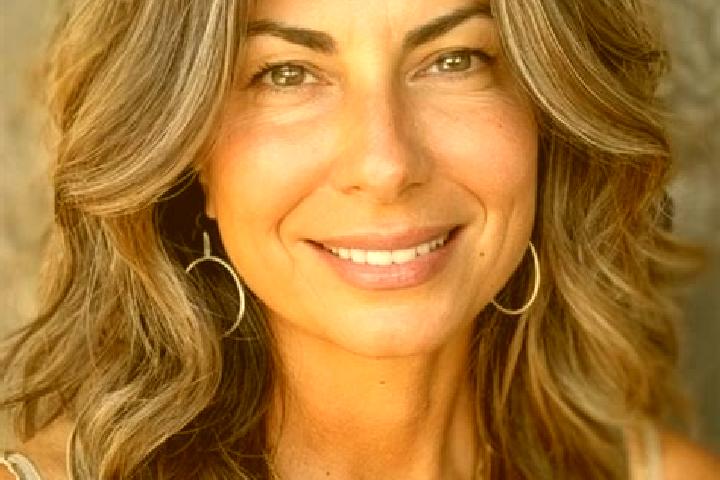 Sage, 34, a brunette grey-eyed caribbean companion based in Razboieni. Offering Prostate Massage, CIM, Tantra, Deep French Kissing, A-Level. Available for in...