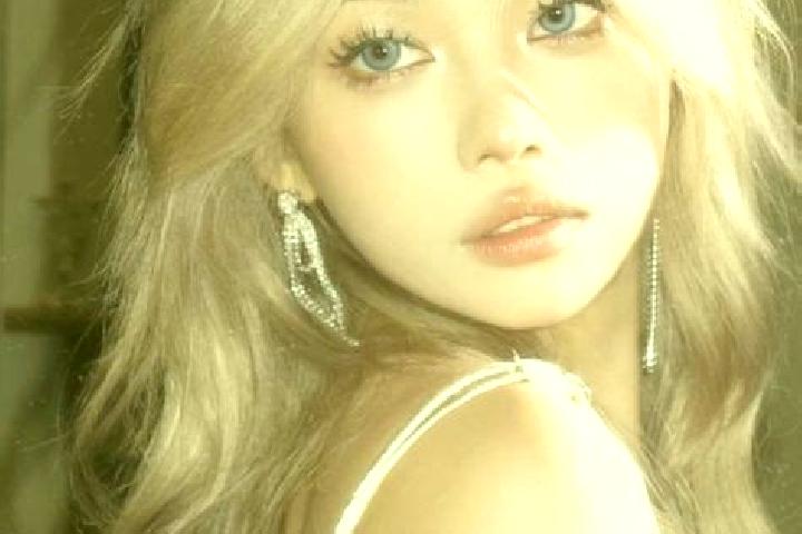 Sage, 34, a platinum blonde dark-eyed asian companion based in Winding Falls. Offering OWO, Tantra, Duos. Available for incall and outcall, overnight booking...