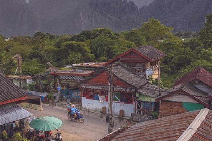 Sage, 34 — Escort in Achiang (1), Laos