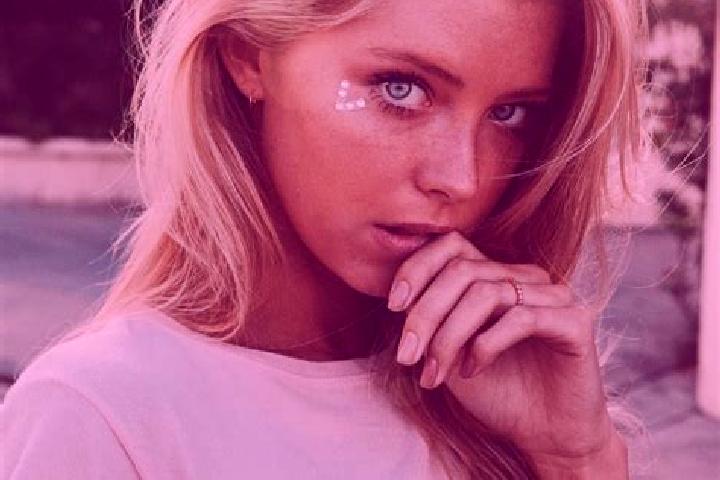 Sage, 35, a blonde blue-eyed mediterranean companion based in Mountainburg. Offering GFE, Roleplay, Erotic Massage, Massage, Party Girl. Available for incall...