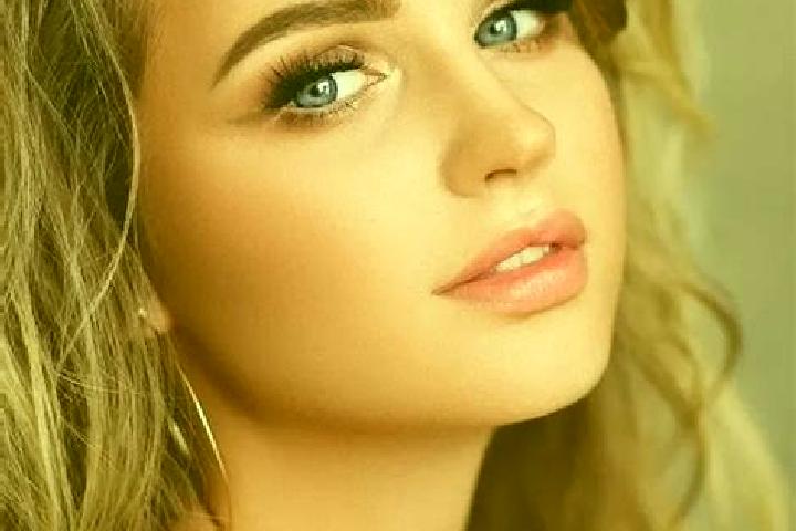 Sage, 35, a dark blonde blue-eyed middle eastern companion based in Cosuenda. Offering Dinner Date, GFE, Striptease, 69. Available for incall and outcall, ov...