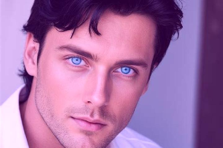 Sage, 35, a red blue-eyed caucasian companion based in Barrio la Guadalupe. Offering Dinner Date, Duos, Travel Companion. Available for incall and outcall, d...