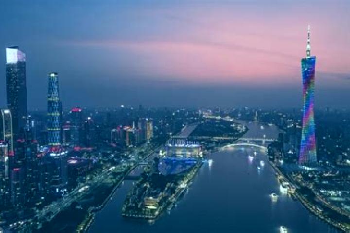 Sage, 35 — Escort in Tongqiao, China